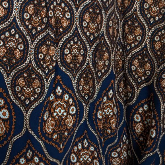 Jodifl Rust Navy Keyhole Front Peasant Long Sleeve Tunic - Picture 5 of 7